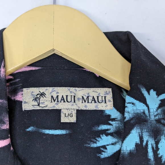 Maui Maui Hawaiian Palm Pattern Button Down Shirt, Large - Picture 10 of 11